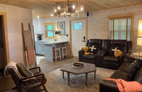Smithville Cabin | Upscale CHL cabin with incredible year-round lake views - New Owners & Upgrades