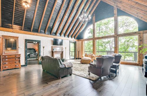 Houston House | Upscale Getaway on Smith Lake with Boat Dock