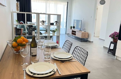Ghaziveran Apartment | Upstay: Modern 2BR Sea Side Apartment with Balcony