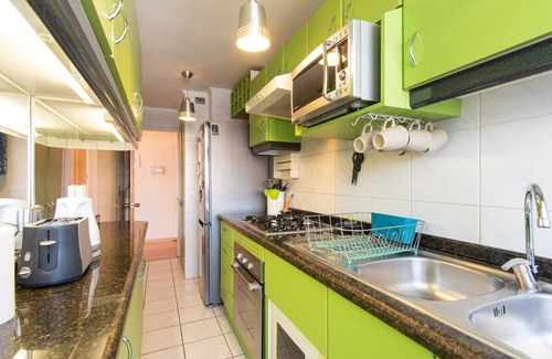 Apoquindo Apartment | Uptown Ethnic - 2BR, Metro, Wifi, TV