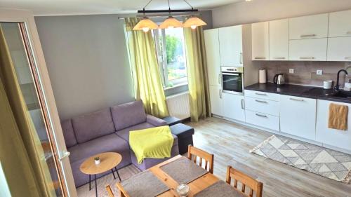 Wrzesnia Apartment | Urban Green Września,Przytulny apartament z parkingiem