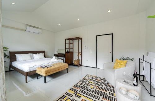 Chang Moi House | URBAN HOUSE I Prime Location I 6 Bedrooms I Old Town I Daily Housekeeping