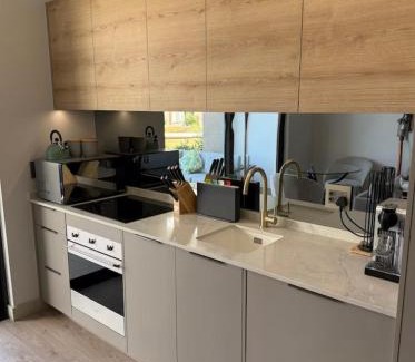 Greater Johannesburg Metropolitan Area Apartment | Urban Luxe Stay - 5 Min to Gautrain & Parking