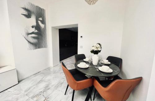 Cheetham Hill House | Urban Nest 3