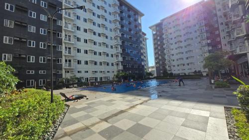 Pasig Apartment | Urban Oasis 2BR Condo with Multiple Pools at SMDC Charm Residences