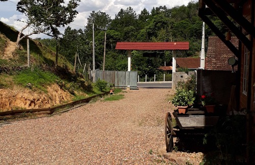 Estrada das Areias House | Urban site Amorinzópolis