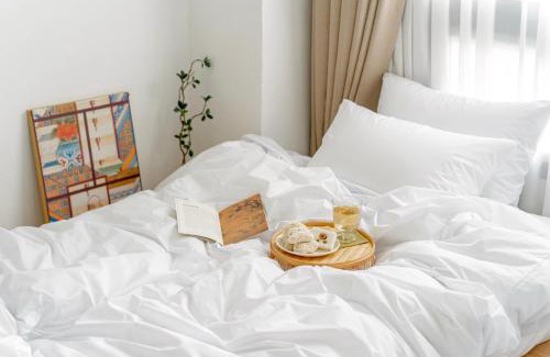 Ikseon-dong Hanok Village Apartment | Urbanstay Boutique Ikseon