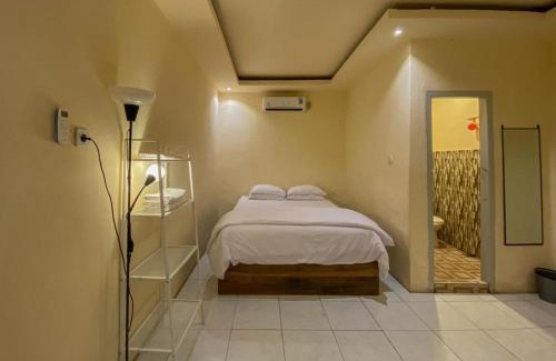 Waena Hotel | Urbanview Hotel ME Jayapura