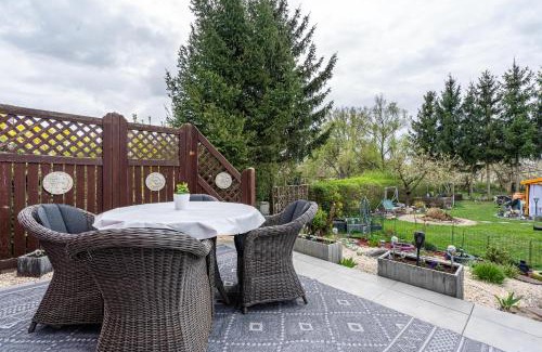 Neupetershain Nord Apartment | Urlaub Mit Hund