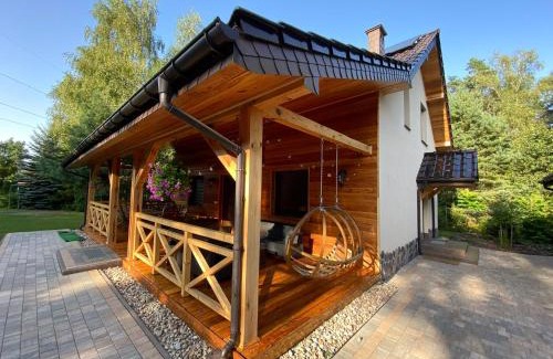 Bronisławow House | Uroczysko Lubiaszów