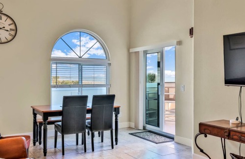 Cape Caneveral Beach Gardens Condo | 98 m² Condo ∙ 2 bedrooms ∙ 4 guests
