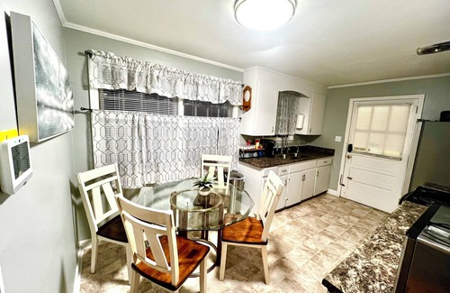 Carthage House | US OPEN Southern Charm Accommodation Awaits You