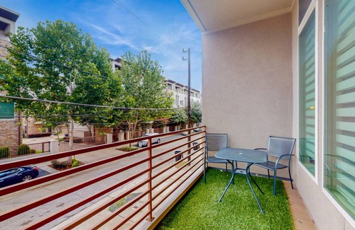 Washington Ave./ Memorial Park House | 260 m² House ∙ 3 bedrooms ∙ 6 guests