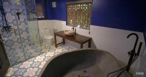 Luong Son Cabin | Về Quê Retreat