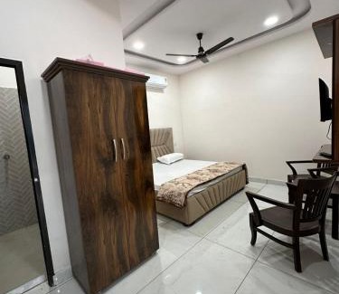 Jalandhar Apartment | V2 guest house