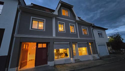 Rechnitz Apartment | V3 - Villa Vino e Velo