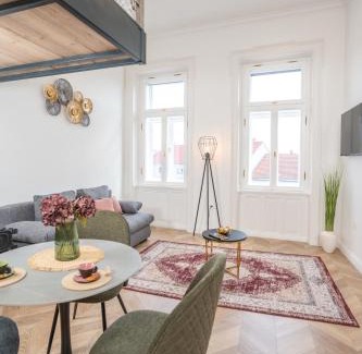 Sopron Apartment | V62 studio apartments- Downtown Sopron