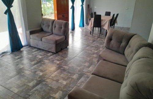 Hanga Roa House | Va'a-va'a tea