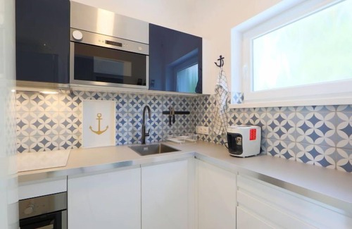 Balatonoszod House | Vacation home Pixie by Interhome