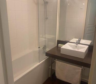Chaveignes Apartment | Vacances ou CNPE - Appart 2-3 pers - le Relais du Plessis - RICHELIEU