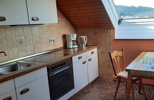 Rengen Apartment | Vacation apartment Bruhn - 3-bed vacation apartment with shower/WC, 2 bedrooms