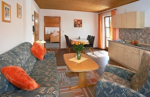 Bad Goegging Apartment | Vacation apartment no. 7/48 sqm, with spacious balcony