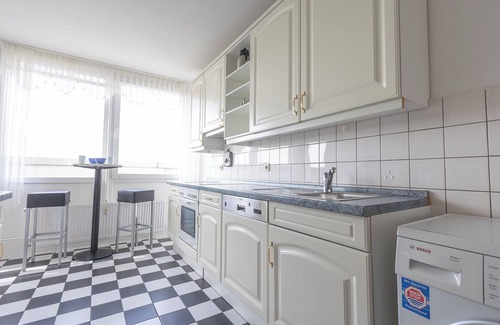 Mitte-Sud Apartment | Vacation apartment Weserblick. Close to the harbor and beautiful view.