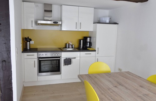 Luchtringen Apartment | Vacation apartment in a listed building from 1768