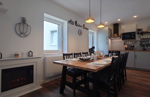 Bautzen Apartment | Vacation apartment in the center, on the edge of the historic old town - 05 #Gallery
