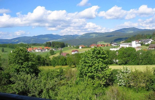 Strallegg Apartment | Vacation apartment main house - Holiday apartment Wiener