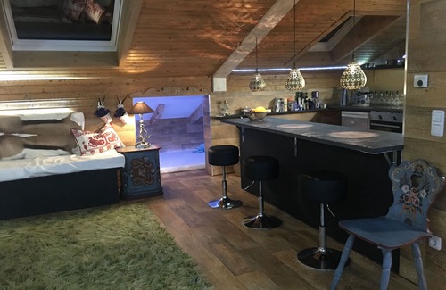 Feldwies House | Vacation apartment on Lake Chiemsee in chalet style ✔ Freshly renovated ✔ 3min to the lake