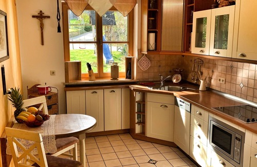 Samerberg Apartment | Vacation apartment with 2 separate bedrooms, living room with tiled stove, mountain view