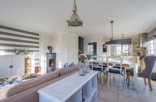 Utersum House | Vacation home for 6 guests with 155m² in Utersum - OT Hedehusum (168153)