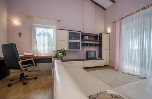 Smrika House | Vacation home Vlasta by Interhome