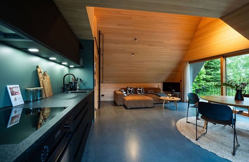 Irsengund House | Vacation home "A huesle"