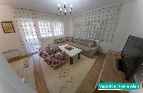 Kulen Vakuf House | Vacation home Alan