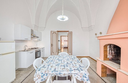 Ugento House | Vacation Home "Cod 278 al Centro del Paese" near Beach with Balcony & Wi-Fi