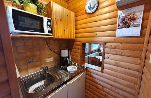 Mandelholz Apartment | Vacation home Petra