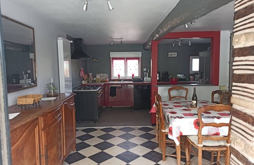 Venon House | Vacation home for 10 people 1h15 from Paris