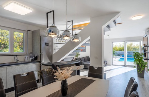 Privlaka House | Vacation home Gabi by Interhome