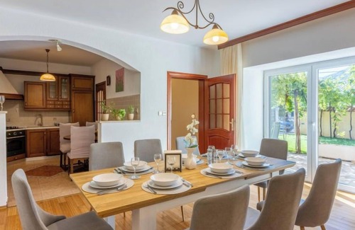 Vinodolska opcina House | Vacation home Lukata by Interhome