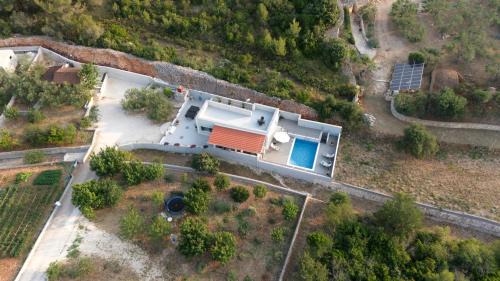 Supetar Villa | Vacation home Meri