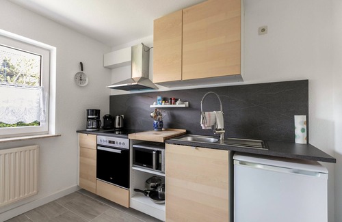 Niebuell House | Vacation Home "Niebüllhus" with Private Terrace & Wi-Fi