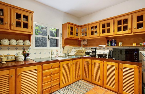 Santana House | Vacation Home "Pico Das Pedras 4 Reset Naturally" with Mountain View, Private Terrace & Wi-Fi