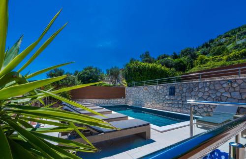 Zaton House | Vacation home with Private heated Pool