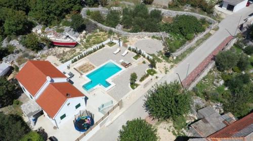 Zadvarje House | Vacation House Lavanda NEW! Heated pool