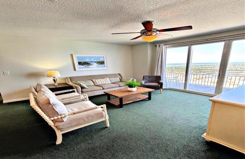 Daytona Beach Apartment | Vacation in Comfort and luxury - 2BR Oceanview - Wyndham Ocean Walk Resort 2432