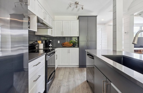 Collingwood House | Vacation Inn Townhomes