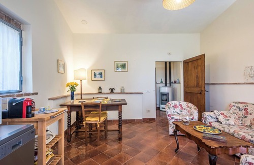 Ponte di Gabbiano House | Vacation Home "Limonaia" with Shared Pool, Shared Garden & Wi-Fi