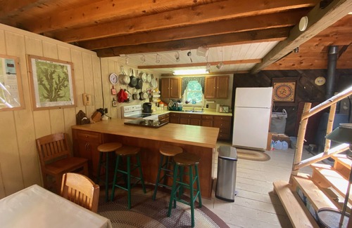 North Bend Cabin | Vacation Property off the grid. No cell service, internet, satellite/cable tv